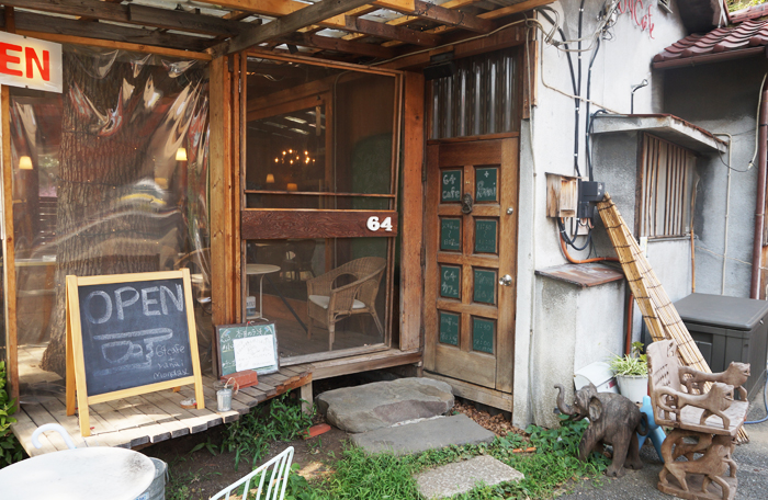 「64 Cafe + Ranai」(武蔵小杉)